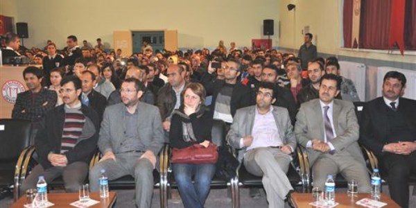 'Barış sürecinde eğitimin rolü' konulu panel