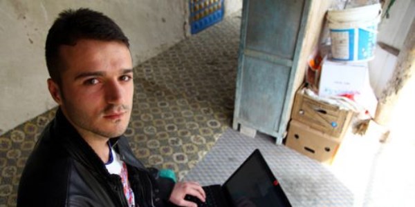 Elaz��l� �lyas Facebook'u alt etti