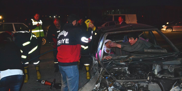 �anl�urfa'da trafik kazas�: 4'� �ocuk 6 yaral�