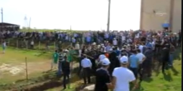 Amat�r ma�ta olaylar ��kt�: 3'� polis 5 ki�i yaraland�