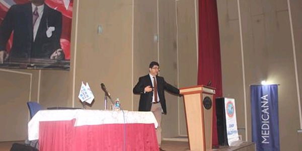 Medıcana Hastanesi'nden akciğer kanseri konulu konferans