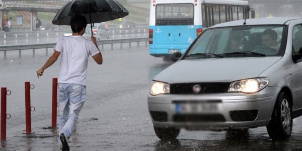 Batı bölgelerinde kuvvetli yağış bekleniyor