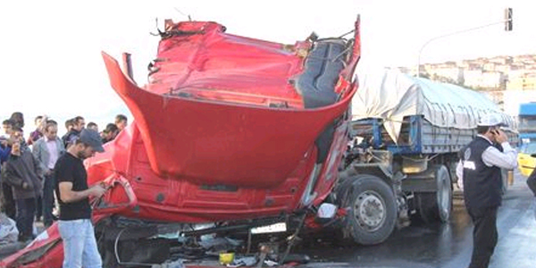 Alaplı'da zincirleme trafik kazası: 1 yaralı
