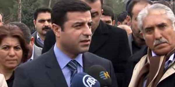 4. BDP heyeti İmralı'ya gitti