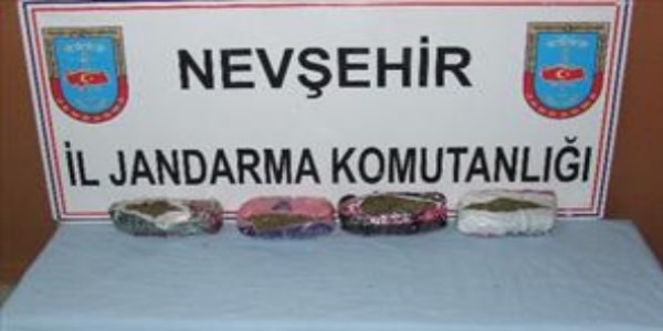 Yolcu otobüsünde kubar esrar ele geçirildi