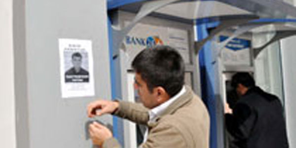 1 aydır gözümüze uyku girmiyor