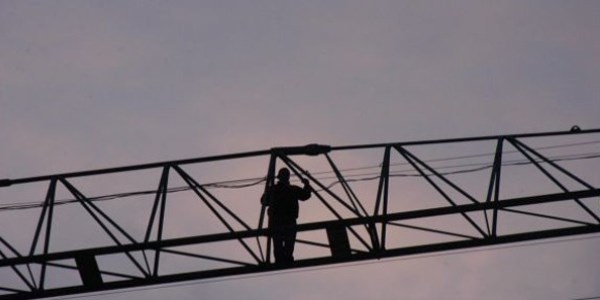 ���ilerden 55 metre y�kseklikte eylem