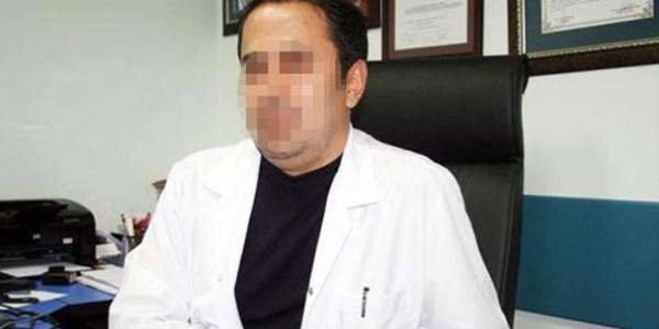 Profesörün odasında zorla ilişki