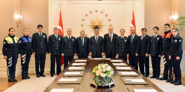 Emniyet Teşkilatı Köşk'te!/ Video