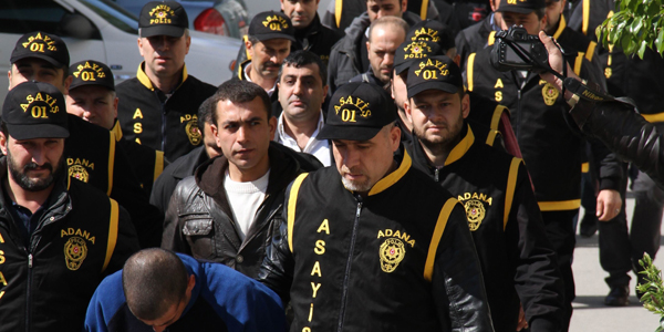 Polis h�rs�zlar� yakalad�, emniyete te�ekk�r maili ya�d�