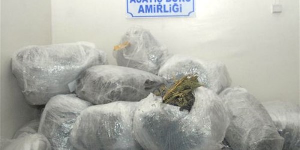 Siverek'te 324 kilo esrar ele ge�irildi