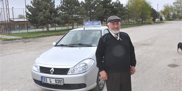 72 ya��nda ehliyet ald�