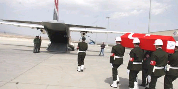 Şehit askerler memleketlerine gönderildi