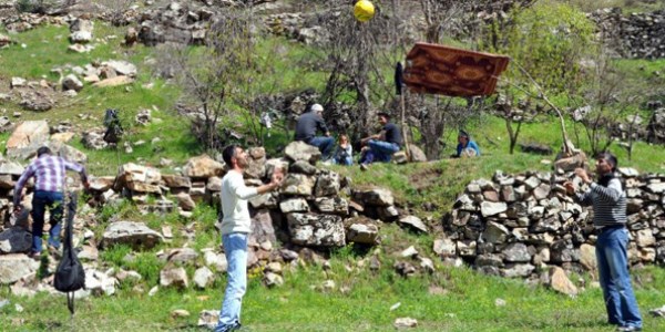 Operasyon b�lgeleri piknik alan� oldu