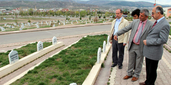 Sivas Belediyesi'nin mezarlık çalışması diğer illere örnek oluyor