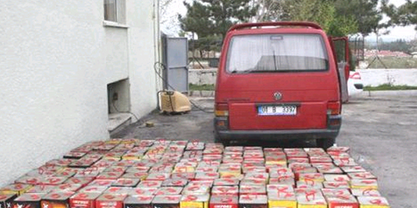 Keşan'da 3 ton kaçak 10 numara yağ ele geçirildi
