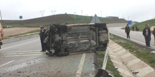 Otomobil takla attı: 6 yaralı