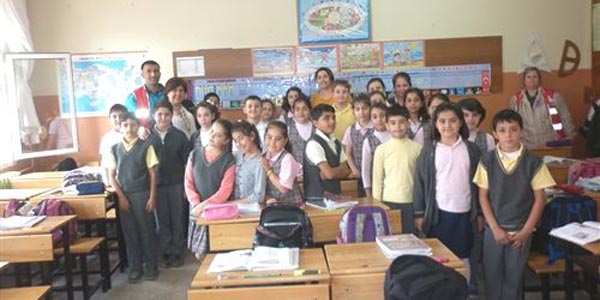 İlköğretim öğrencilerine kızılay eğitimi