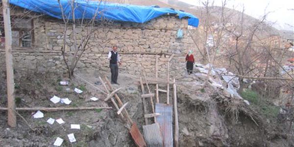 Tekin ailesi �l�mle burun buruna ya��yor