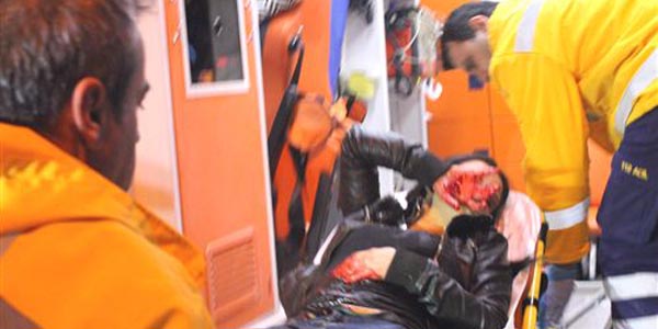 Kendisini b��aklayan kocas�n� �ocu�u i�in affetti