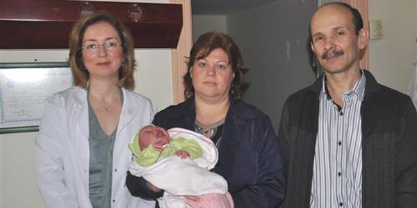 Hamile oldu�unu 8 ayl�kken ��rendi