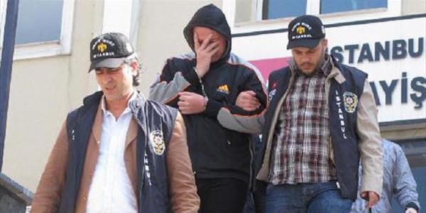 PTT soygununu inatlaşarak parayı vermeyen veznedar önledi