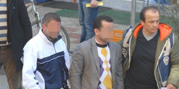 �al�nt� ara�lara hurda ara�lar�n motorunu tak�p sat�yorlar
