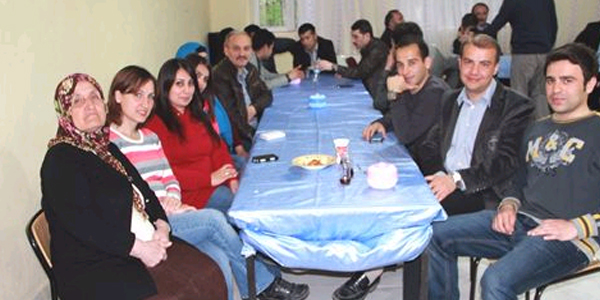 S�n�rda dayan��ma yeme�i
