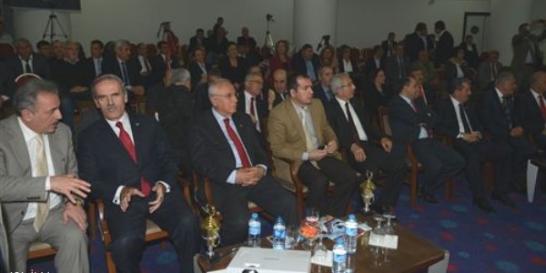Ba�kan Altepe 'y�l�n ba�kan�' se�ildi
