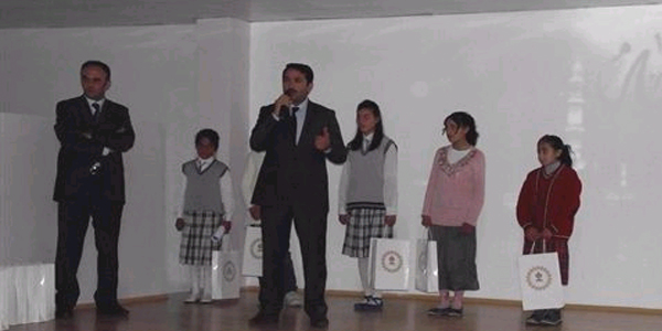 K�yr�k�y'de O'nu en g�zel kim anlat�r yar��mas�