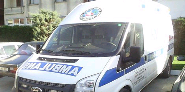 Hay�rsever i� adam� Karab�y�k'tan tam donan�ml� ambulans