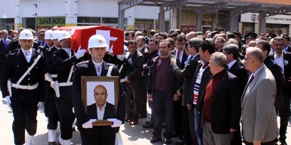 Savc� G�k, son g�rev yerinde topra�a verildi/ Video