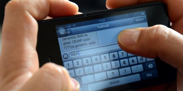 K�sa mesaj �cretlerinde y�zde 75 indirim