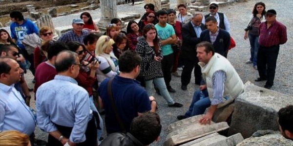 Ku�adas� k�lt�r ve tarih seminerleri sona erdi