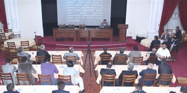 Konya'da i� adamlar� TOK� organize sanayi projesi i�in bir araya geldi