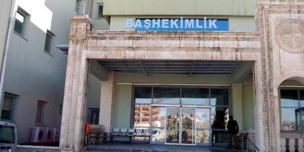 Mobbing nedeniyle istifa eden doktor, Başhekim'e dava açtı/ Video