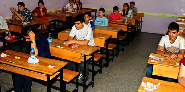 Zorunlu eğitim 12 yıla çıktı ama...