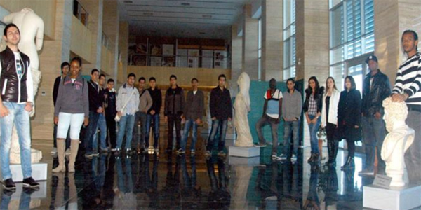 Birle�mi� Milletler gibi �niversite