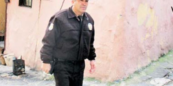 Emniyet, bekçi kadrolarını iptal etti