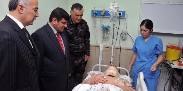 Özel harekat ekibi kaza yaptı: 7 polis memuru yaralı