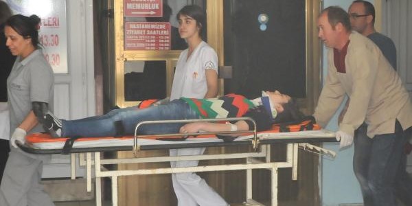 Kız öğrenci okulun 3'üncü kattan atladı
