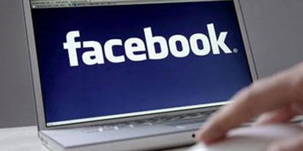 Facebook'a şarkı yükleyen yanacak/Video