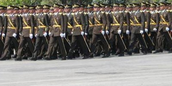 Askeri personele anne ve babasından dolayı tayin hakkı