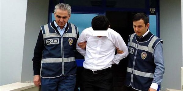 Sahte öğretmen gözaltına alındı