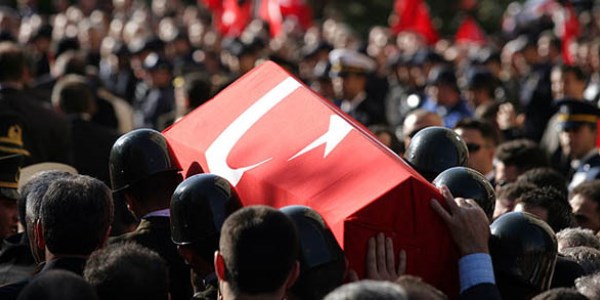 Şehit ailesine 2. iş hakkını yetime değil amcaya verdiler