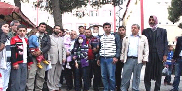 L�semili hastalardan 'Doktor �stiyoruz' eylemi