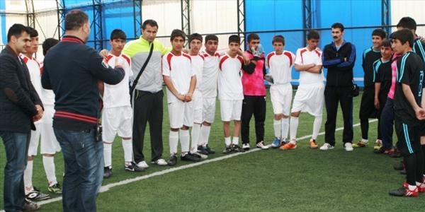 �l Emniyet M�d�rl���'nden bahar turnuvas�