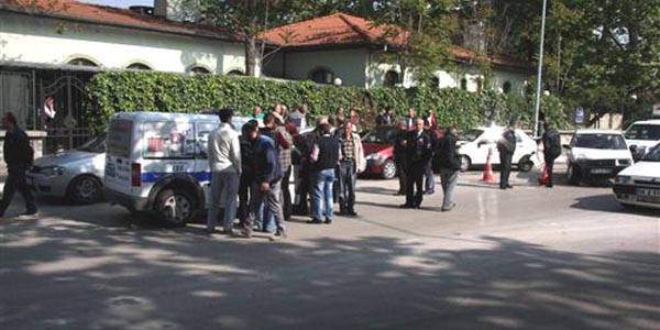 Bursa'da 7 otomobil birbirine girdi