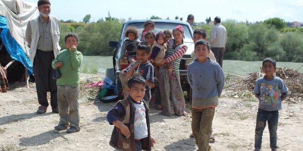 Bir ba�ka 23 Nisan
