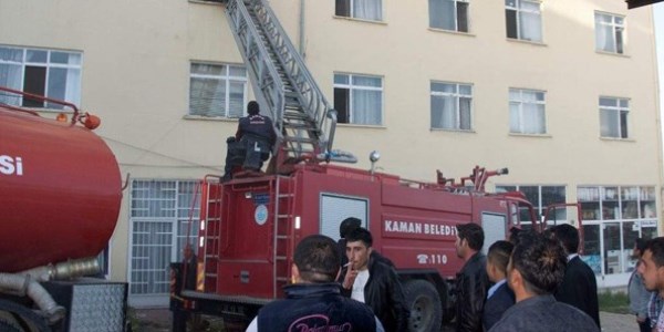 Öğrenci yurdunda korku dolu anlar